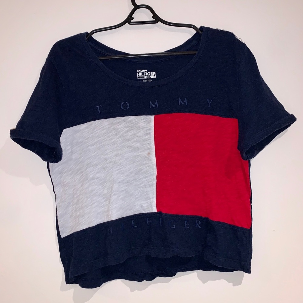 tommy hilfiger logo cropped t-shirt
